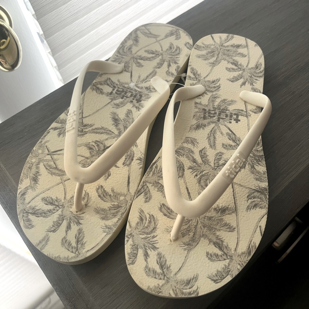 Palm Tree Nordstrom Flip-flops